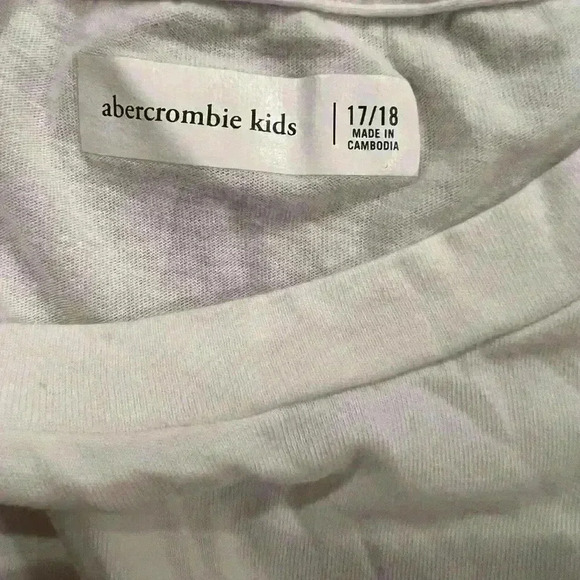 Abercrombie kids crewneck graphic tee size 17/18 boys, Abercrombie & Fitch - Picture 4 of 4